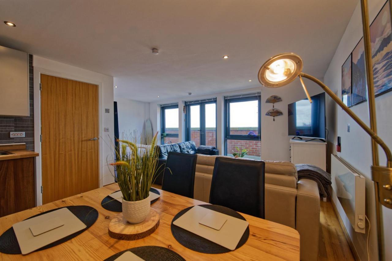 Sidemersey Livings- Convenient 1-Bedroom Flat With A View, Central 利物浦 外观 照片